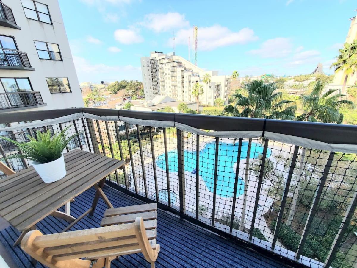 Remodeled 2Bd/2Ba Condo Mins From Universal Studio Orlando Exterior foto